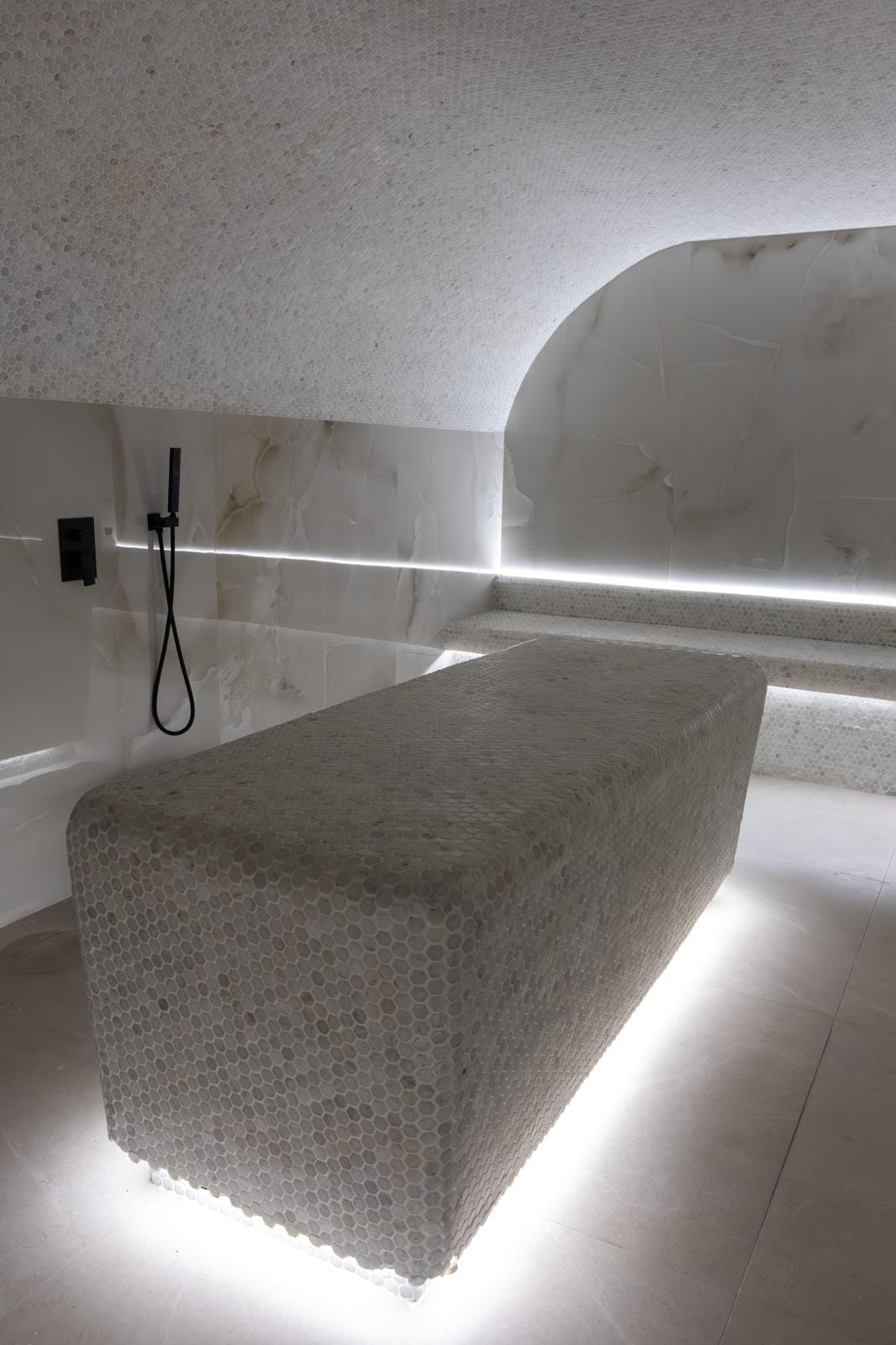 Rituels & Soins — Gommage, hammam & massage · Murano Spa Paris